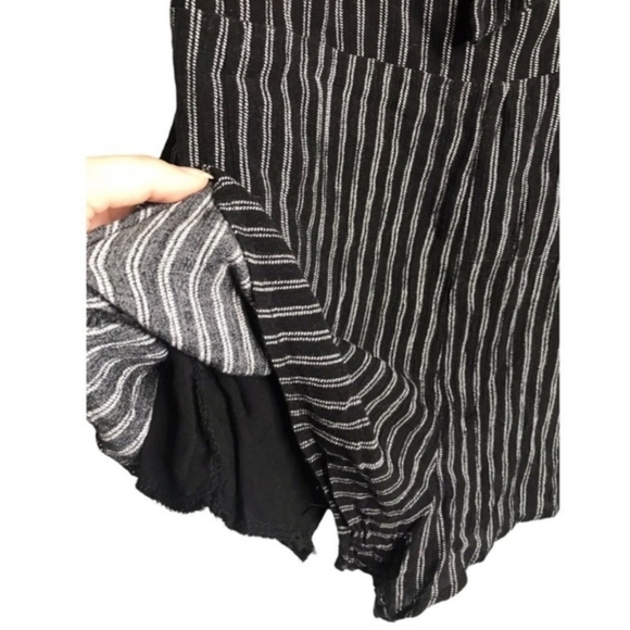 Honey Punch Tie Front Romper Black White Stripe Womens Medium M Adjustable Strap - Picture 10 of 14